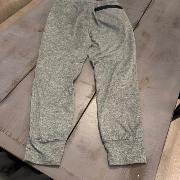 American Eagle Joggers men’s Small - Picture 9 of 10